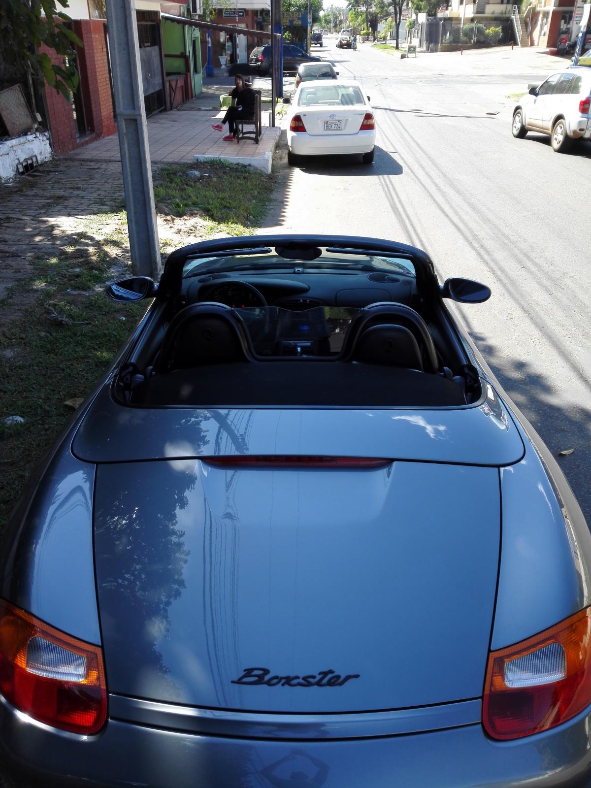  PORSCHE BOXSTER 2001